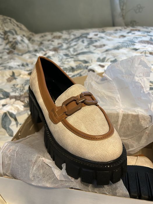 Дамски обувки лоуфъри