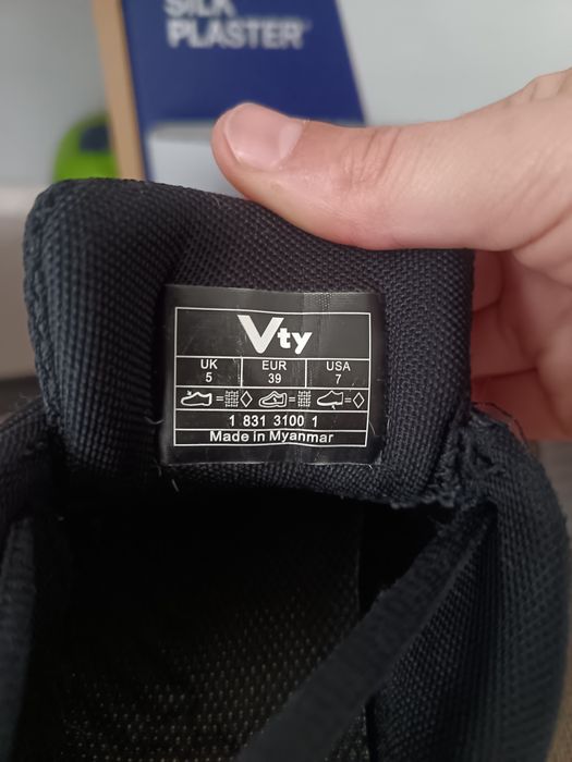 Дамски маратонки Vty черни