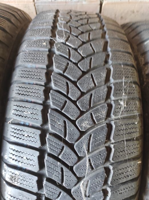 215/60/16 Firestone