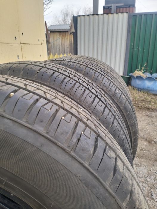 Продам летнюю резину  б/у