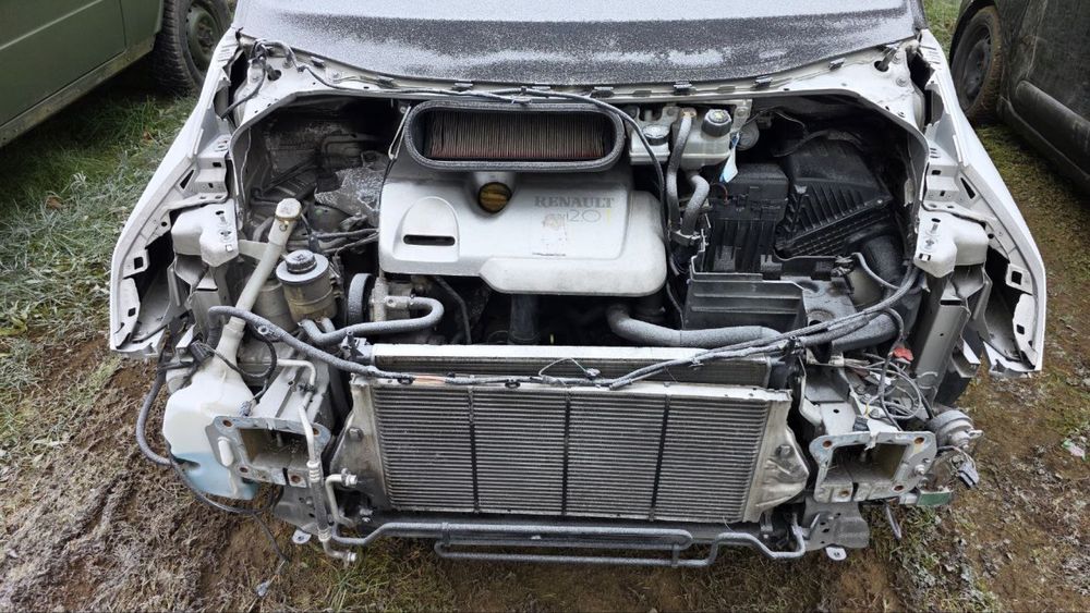 На части Renault Espace 4, 2.0 Turbo f4r 16v 170к.с. 2006 г. 165 000км