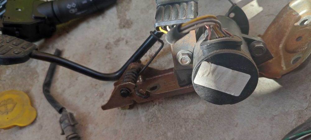 Части от Нисан Алмера N16 2.2D