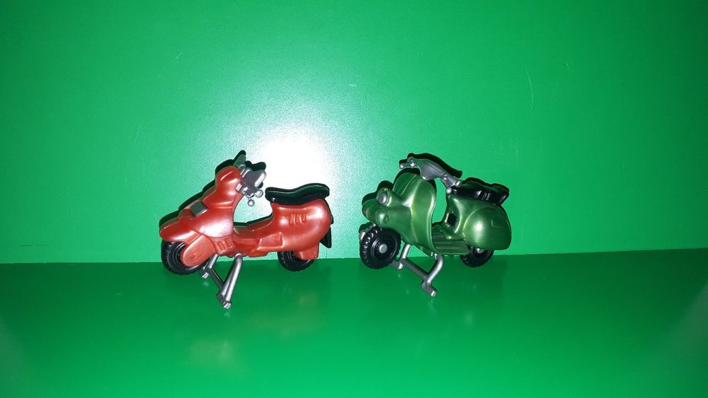 Серии KinderSurprise из 2-х игрушек