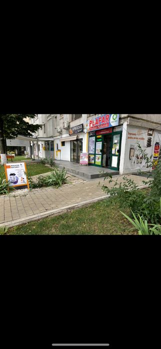 spațiu comercial În Podu ros în stația de tramvai vad comercial