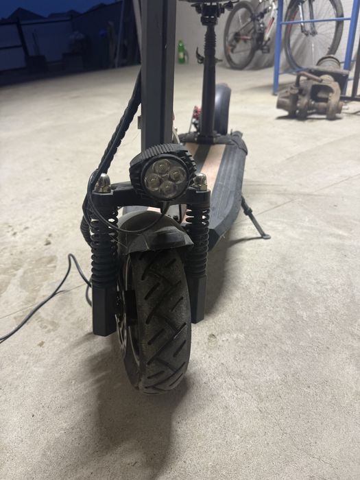 Самокат электрический