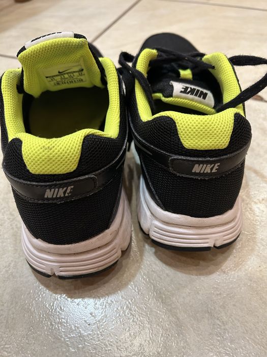 Nike resolution 2gs 70 lei