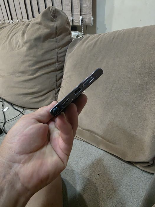 Samsung  S22 ultra