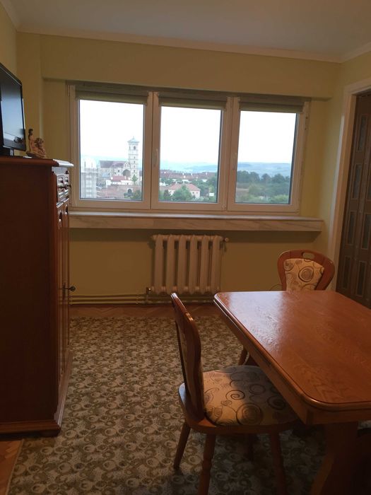 Apartament 4 camere in Cetate, de preferat pentru inchiriere pe termen lung