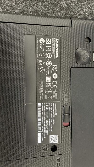 Vand Laptop Lenova z50-70