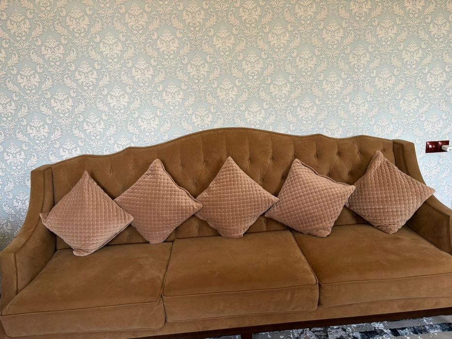 Диван и сафа производство италия
