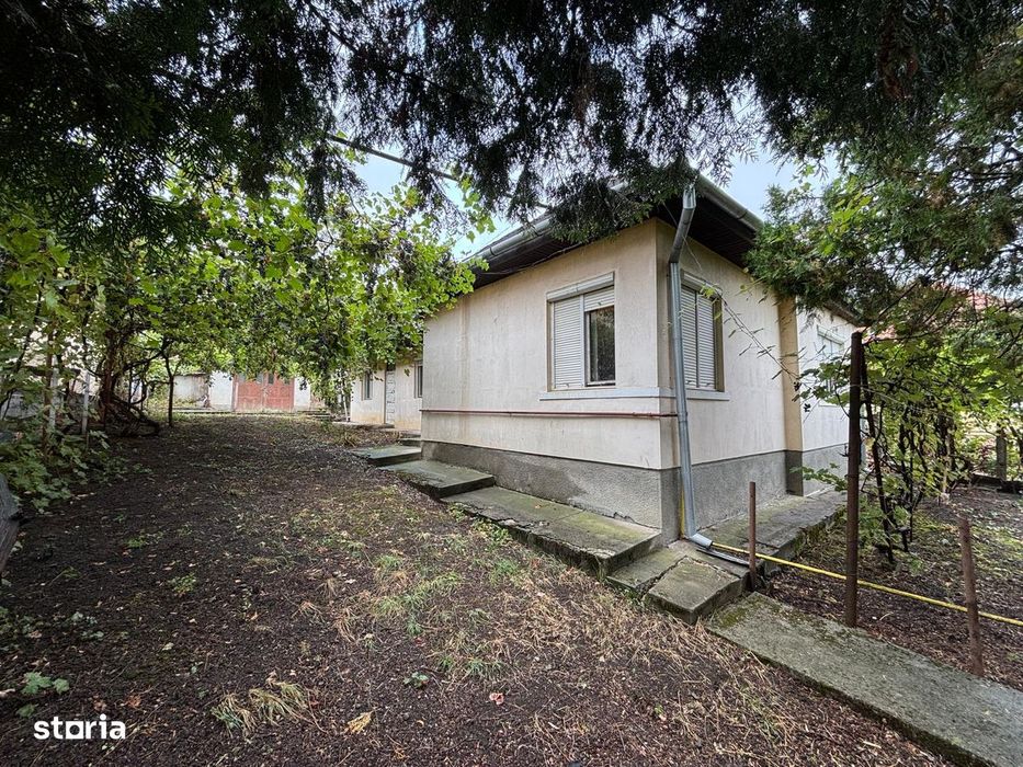 Casă zona centrală Sangeorgiu de Mures - 900 mp teren