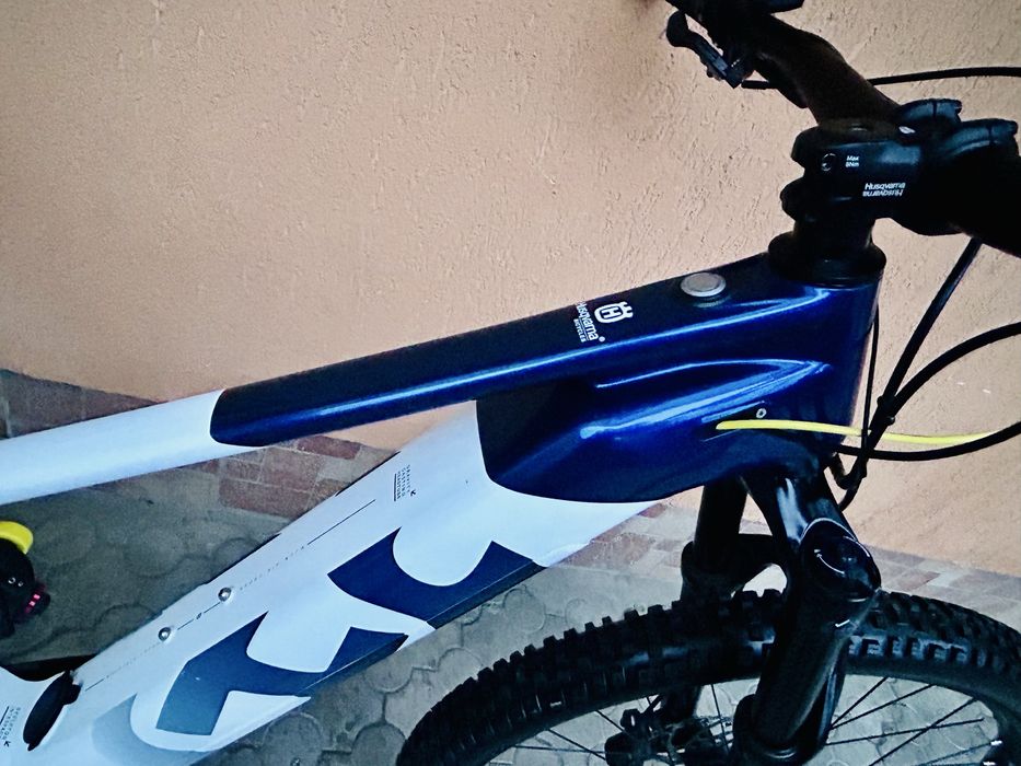 Bicicleta electrica full suspension Husqvarna  29 , 2024/ cadru S/