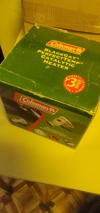 Каталитична газова печка. Безпламъково горене. Campingaz/Coleman.