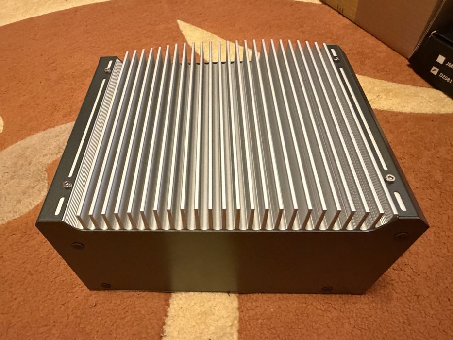 Mini pc nuvo 6002 fanless i7