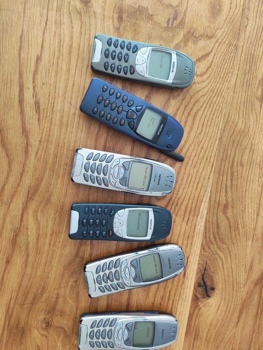 Nokia 6310i Nokia 6210 liber de retea