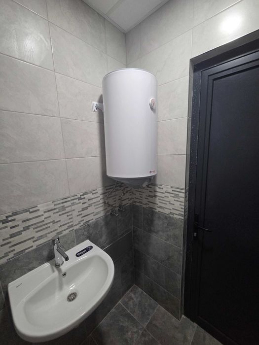 Дава се под наем Магазин в Разград, Освобождение - 51 кв.м за 418.71 € - Снимка #3