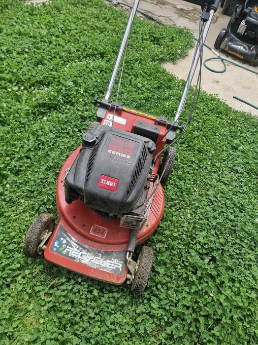 Masina de tuns iarba pe benzina TORO cu BRIGGS 4CP cu TRACTIUNE TOPPPP