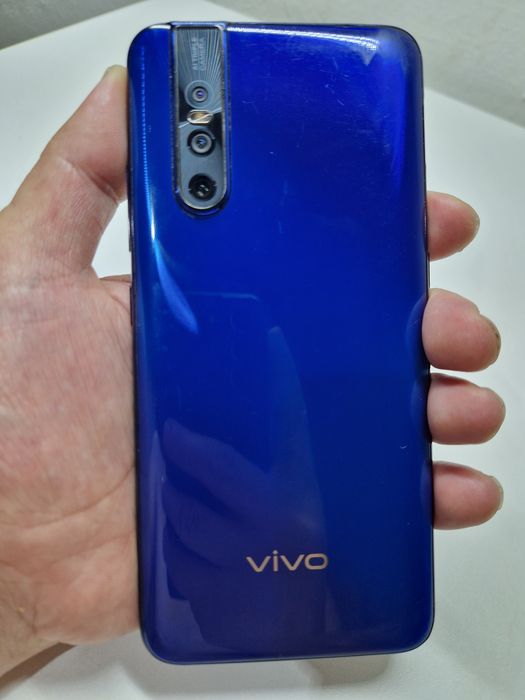 Продам Vivo V15 Pro 6/128gb