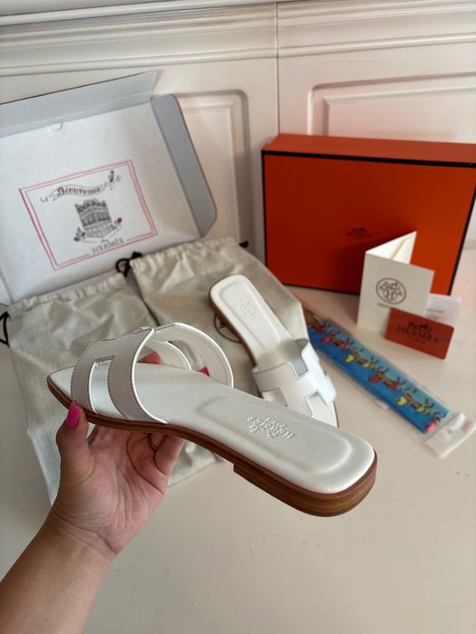 Papuci Hermes Noi , 100% Piele Naturală , Full Box, Mărimi 35/41 !!!