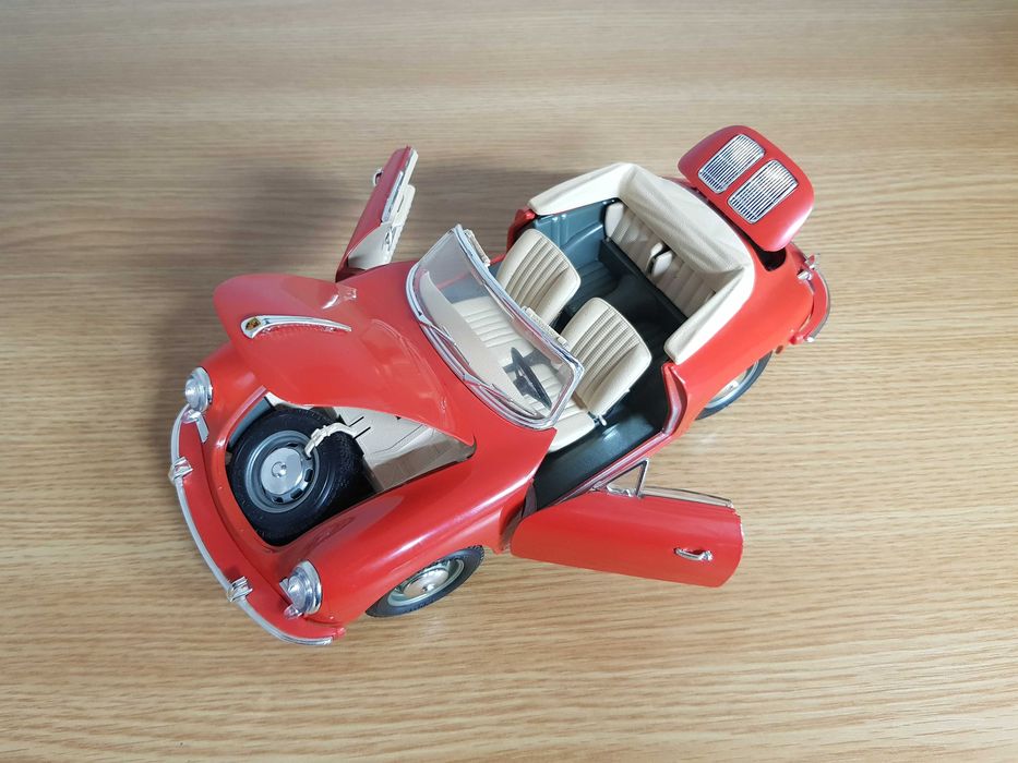 Macheta Porsche 356 B 1961 cabriolet, scara 1/18, Burago