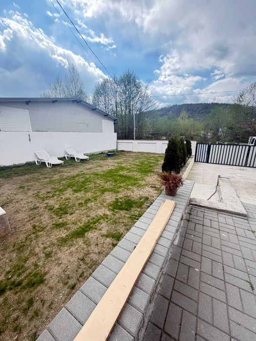 Casa de vânzare Eselnita