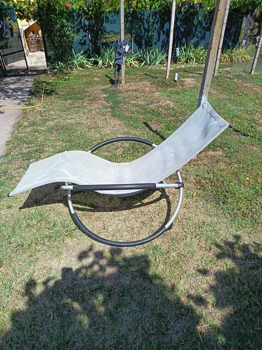 Люлеещ стол 1 брои