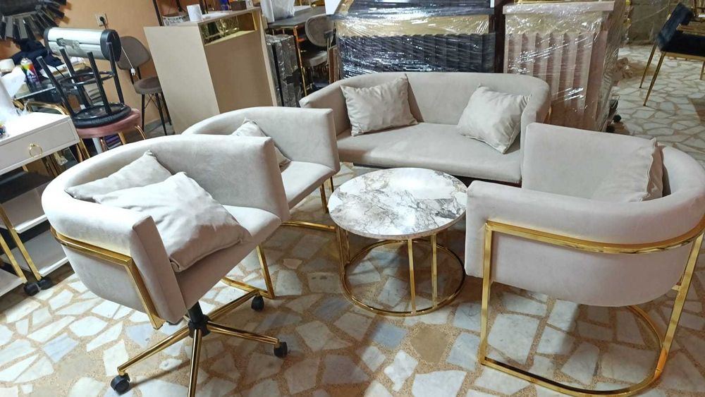 Комплект Диван и 2 стола. Безплатна доставка