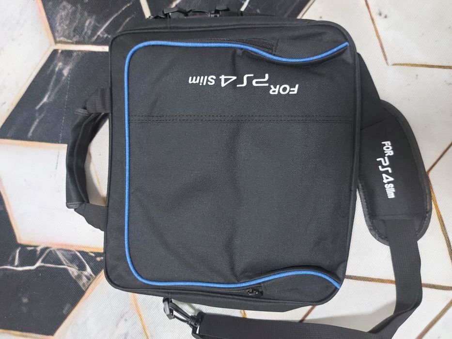 Продам пс4 слим  .