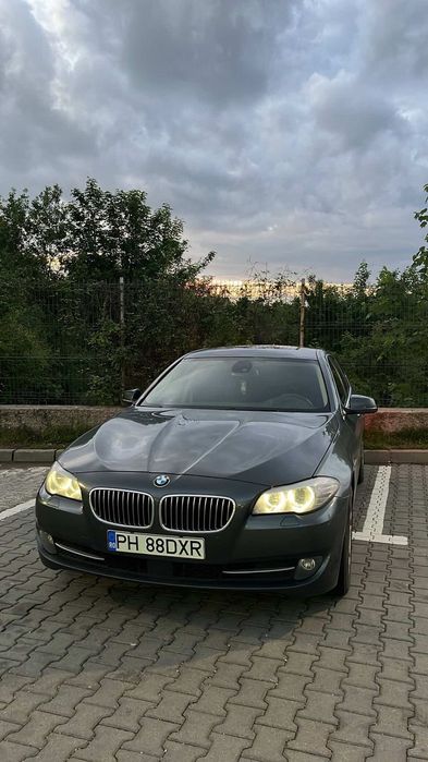 BMW Seria 5 F10 520d Carplay 3 butoane