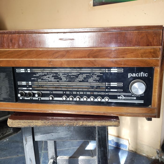 Pacific radio  vintage