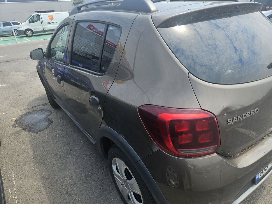 Sandero  Stepway