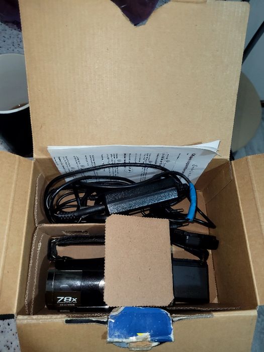 Продам видеокамеру рабочую