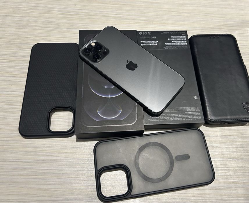 iPhone 12 PRO MAX cu 100% Viata Bateriei