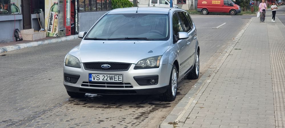 Ford Focus, 2007, motor 1.6 100cp, camera marșarier, pilot automat