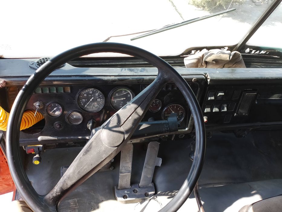 Kamaz 1987 sotiladi srochni arzoniga