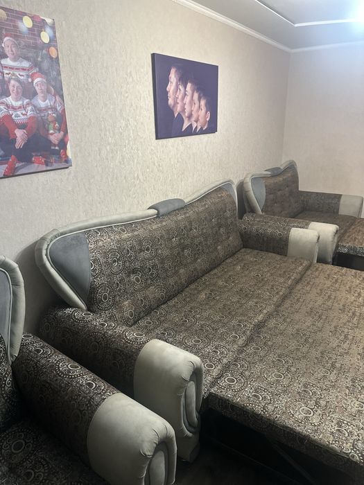 Продам мягкий уголок 3+1
