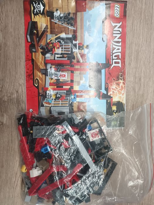 Лего Нинджаго сетове, фигурки и карти