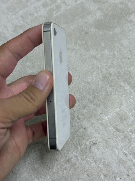 Iphone 4s 16Gb рабочий