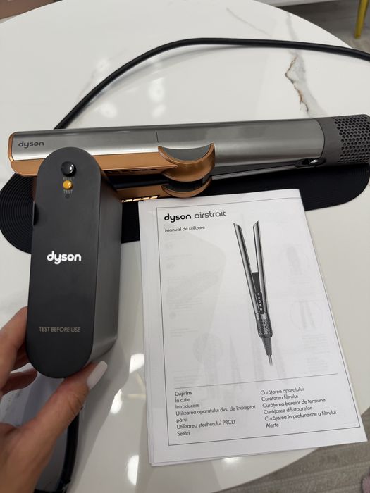 Dyson airstrait original , fara cutie !! aparat de uscat si indreptat parul
