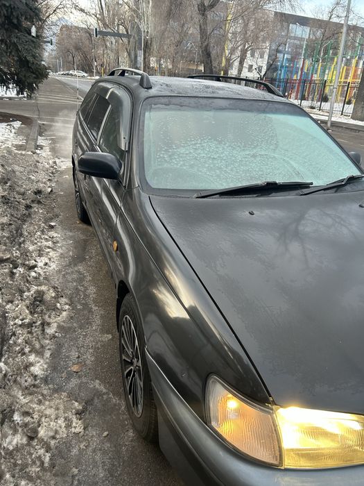 Тоиота калдина 1996 года продается