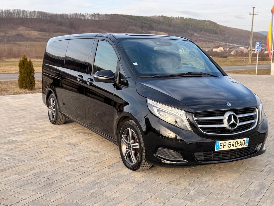 Mercedes V-Class V250