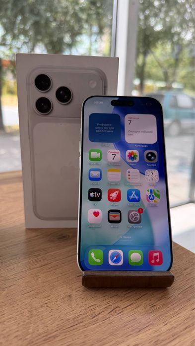 iPhone 17 Pro  256GB  100%