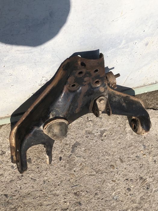 Носачи за Паджеро 2