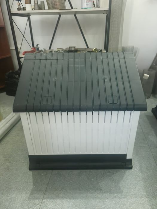 Будка для собак маленький