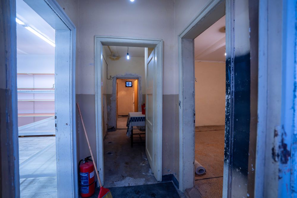 Дава се под наем Промишлена сграда в с. Войводиново, Област Пловдив - 350 кв.м за 698.19 € - Снимка #19