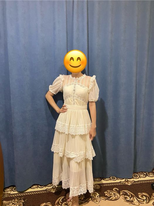 Продам платье почти новое надевала всего 2 раза