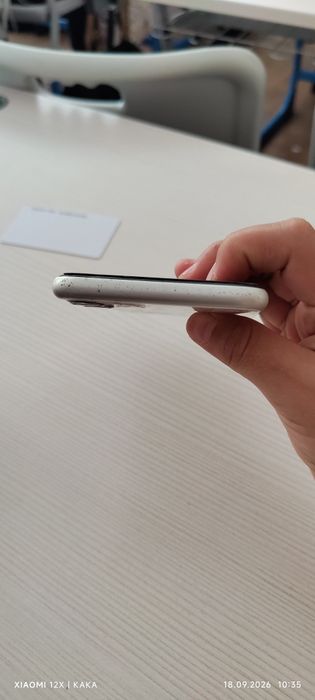 продам Iphone 11