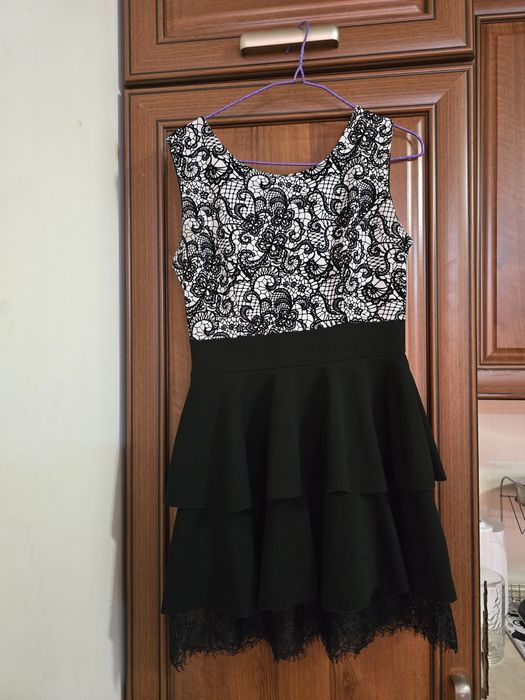 Различни рокли – отлично състояние