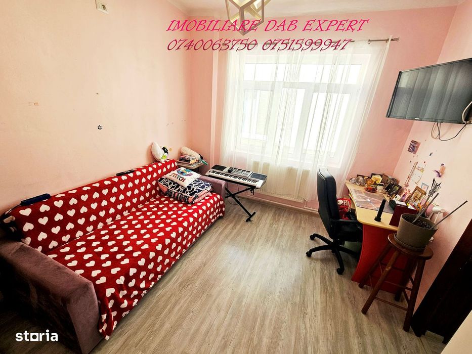 Vanzare apartament 2 camere în Centru — fotografia 3