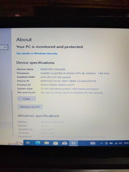 Laptop HP i5 generația 8 – Windows 10 Pro – stare foarte bună